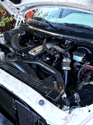 Cleaning the old 5.9l Cummins.